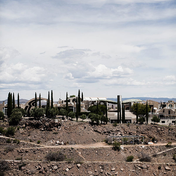 concrete house arcosanti