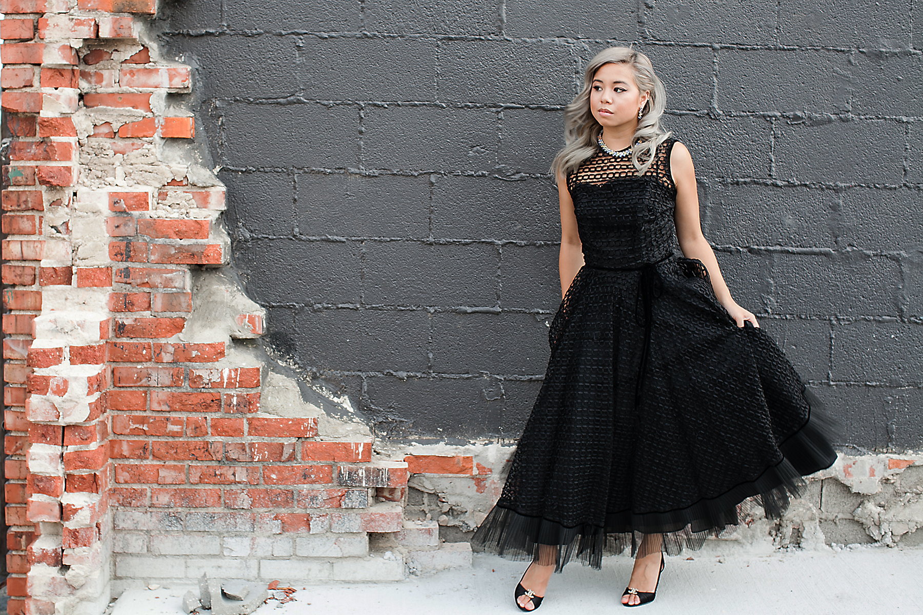 vintage_black_dress